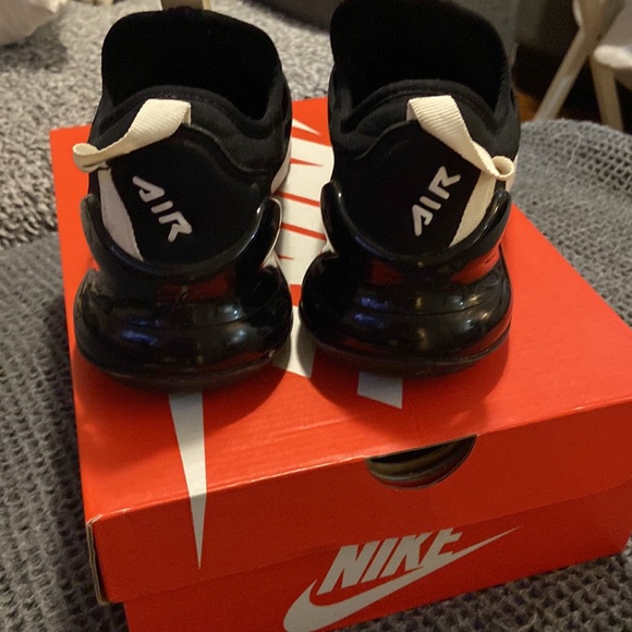 Nike Air Max 270 no laces slip ons - Picture 3 of 3